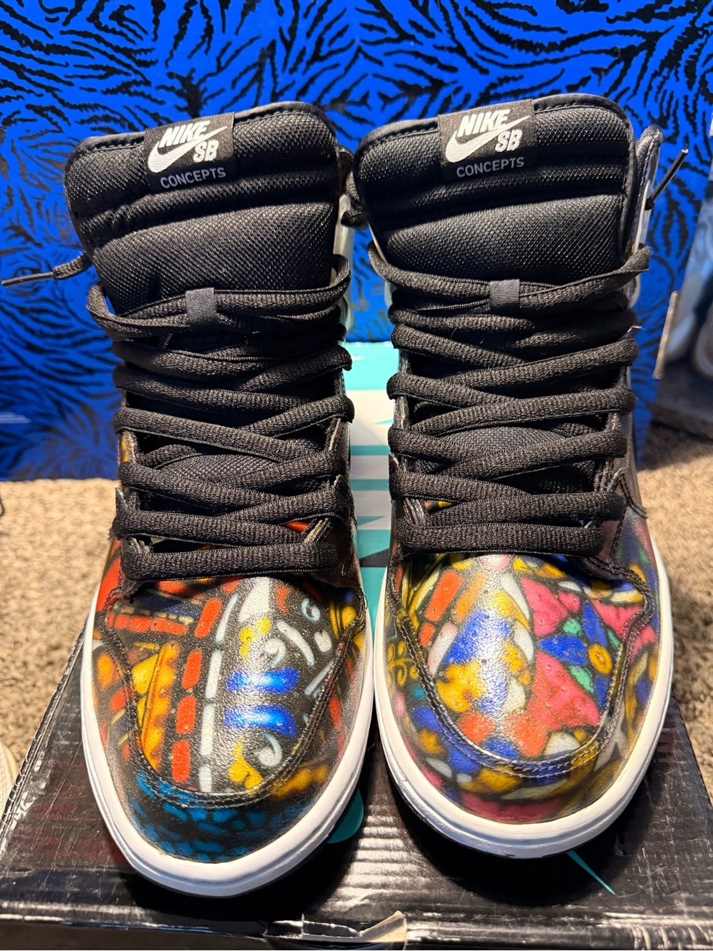 Nike SB Dunk High
Concepts Stained Glass SIZE 12 M OG BOX PREOWNED EXCELLENT